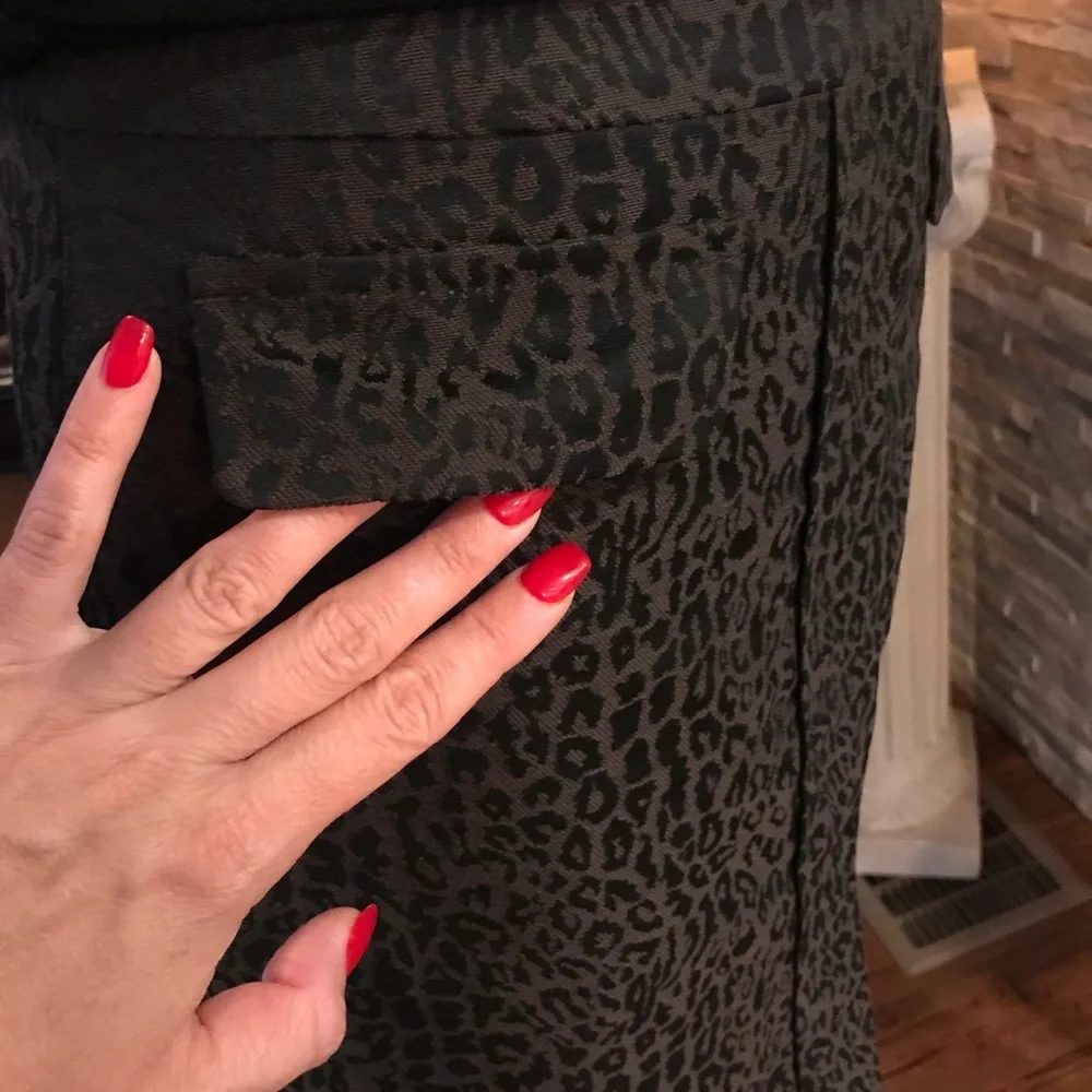 Ann Taylor Leopard Print Skirt A-Line Brown Black Career Workwear Size 4P - Picture 4 of 6